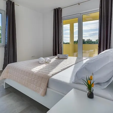 Point Paklenica Apartamento *