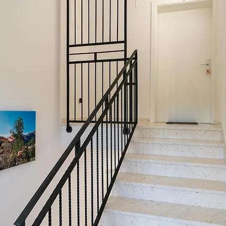 Point Paklenica * ستاريغغاد باكلينتسا